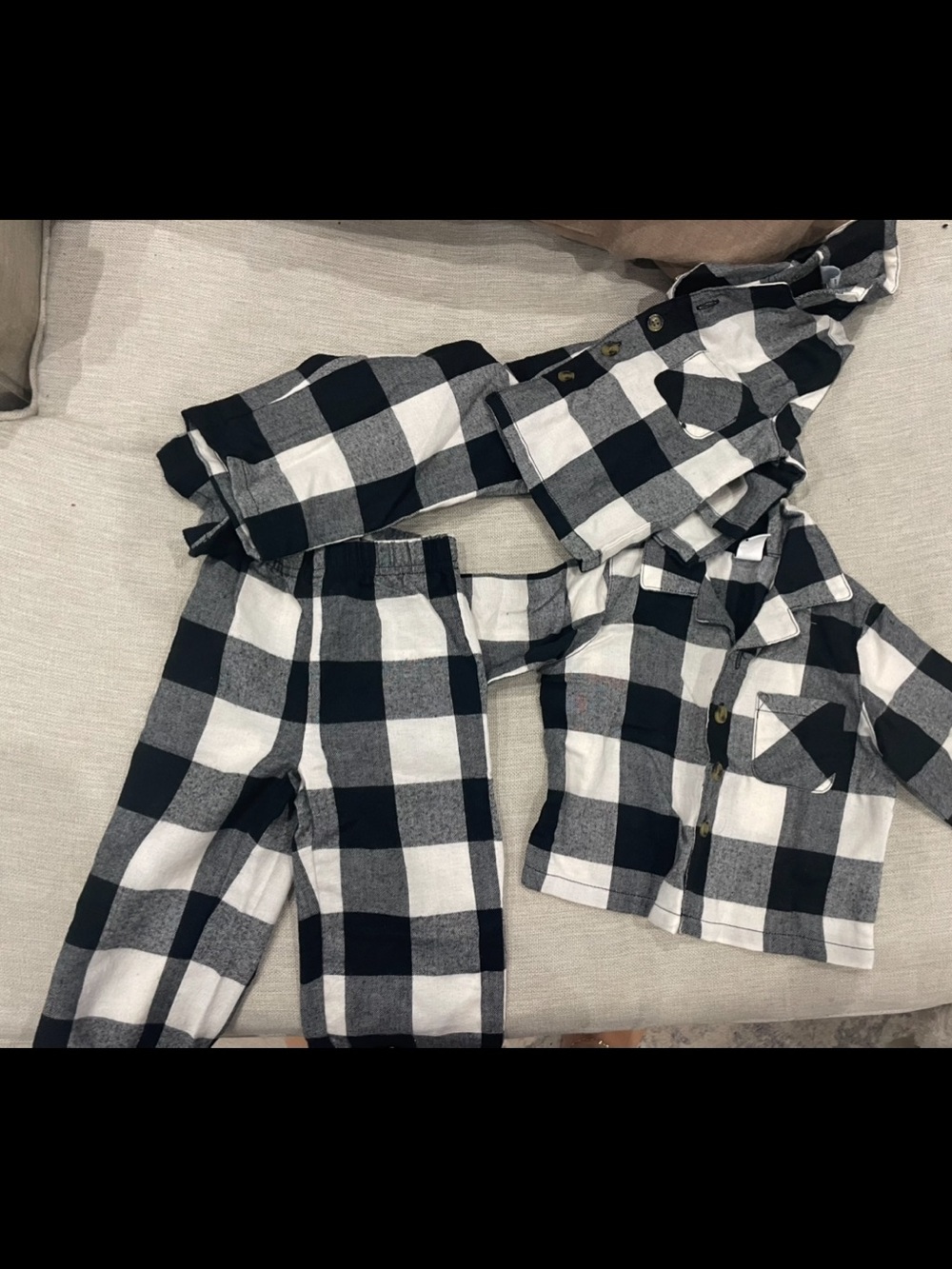 Twin sets Old Navy 3-6 months Black and White Buffalo Plaid Kids pajama Set